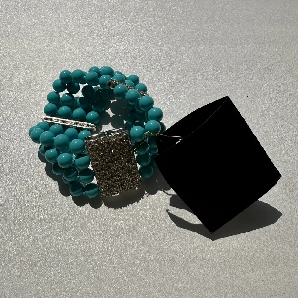 Turquoise Beaded Clasp Bracelet NWT Accessories Jewelry